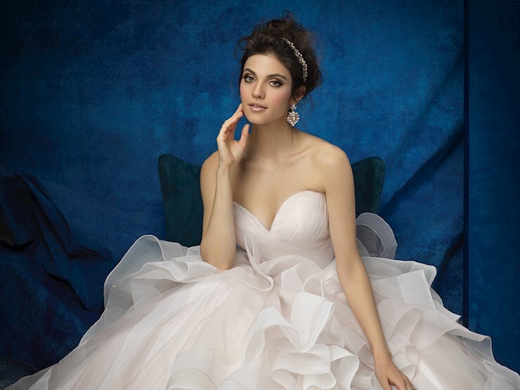 Allure Trunk Show Main Image