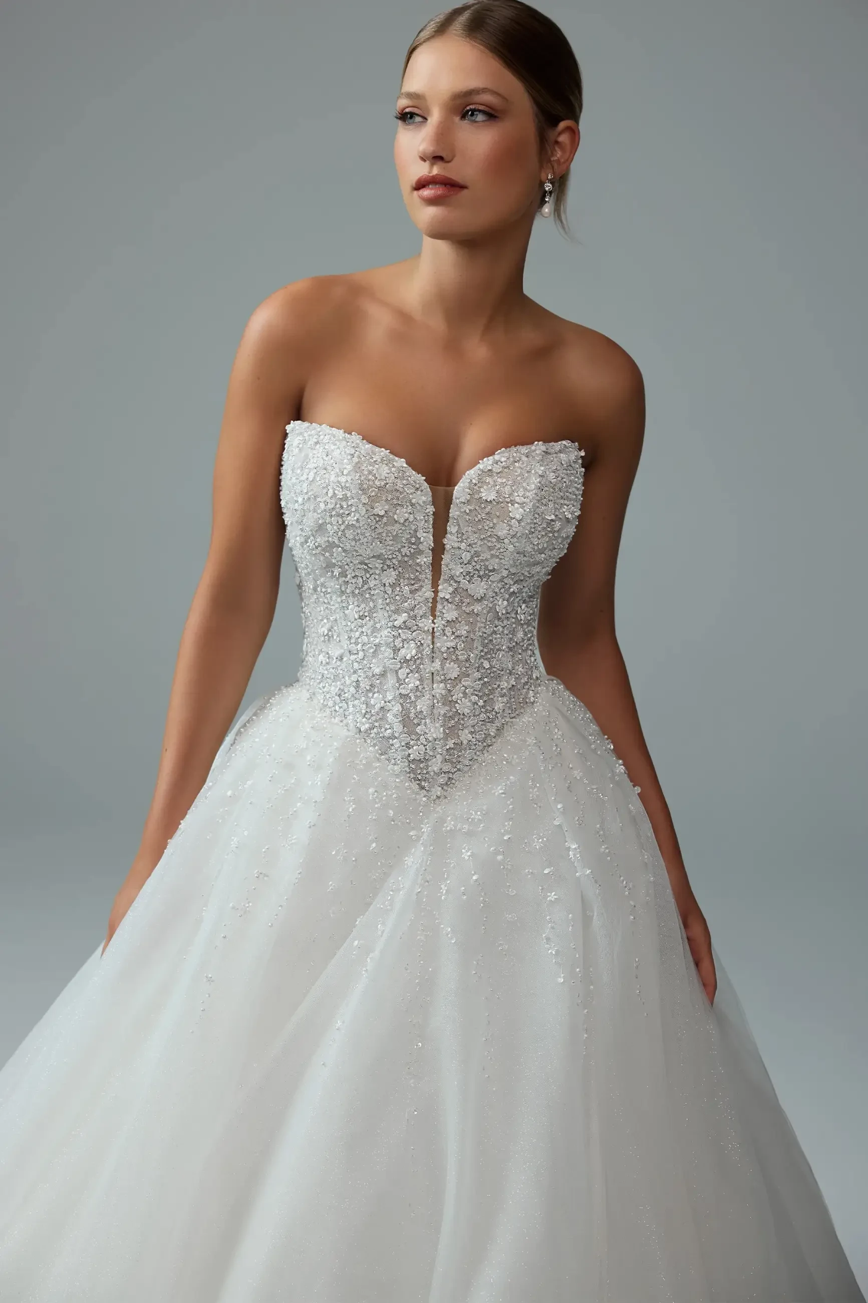 Sophia Tolli Wedding Dresses: Modern Elegance and Unmatched Craftsmanship for the Contemporary Bride Image