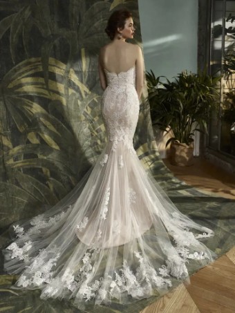 Blue by Enzoani Katerina #3 Ivory/Latte thumbnail