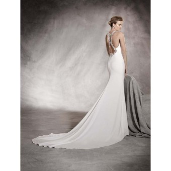 Privee by Pronovias Anoeta #1 thumbnail