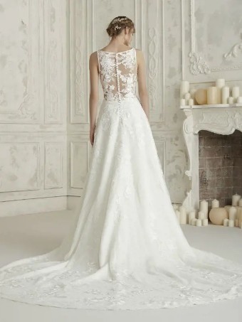 Pronovias Elene #3 thumbnail