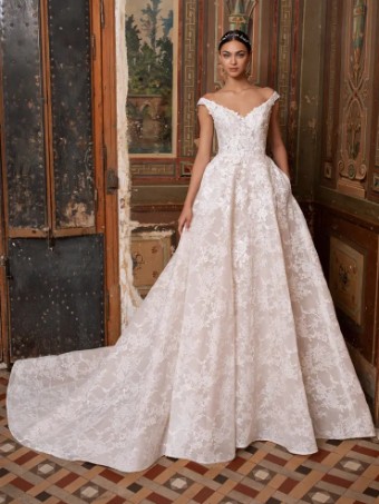 Pronovias Thebe #2 default thumbnail