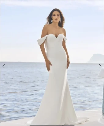 Pronovias Aubrey #4 Off White/Nude thumbnail