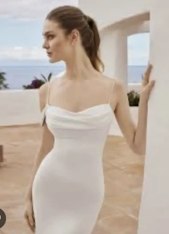 Love by Enzoani CHANTAL #4 Ivory thumbnail