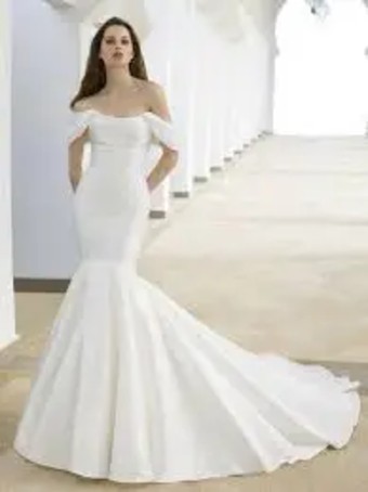 Blue by Enzoani RORY #6 Ivory thumbnail