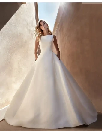 Pronovias NEVADO #4 Off White thumbnail