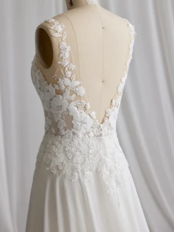 Maggie Sottero MAEVE (23RS705A01 - Unlined Bodice) #4 Ivory (gown with Natural Illusion) thumbnail