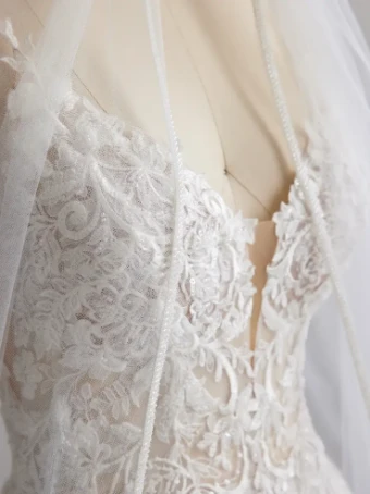 Maggie Sottero LIZZY (23RK684A01) #5 Ivory over Pearl (gown with Natural Illusion) thumbnail