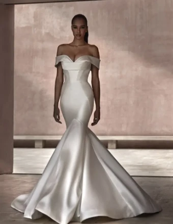 Pronovias avonia #5 Off White thumbnail