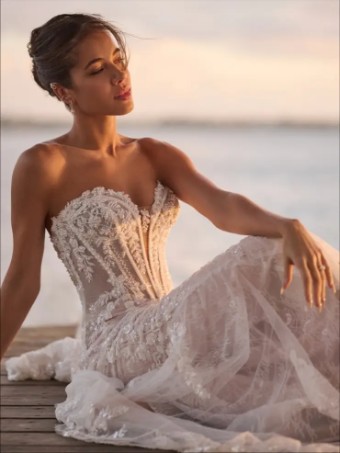 Maggie Sottero BENJIE ROYALE (25MB841A02 - Unlined Bodice, Glitter Tulle 3) #3 All Ivory (gown with Ivory Illusion) thumbnail